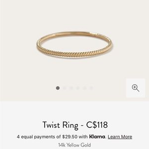 Mejuri 18k gold stacker ring